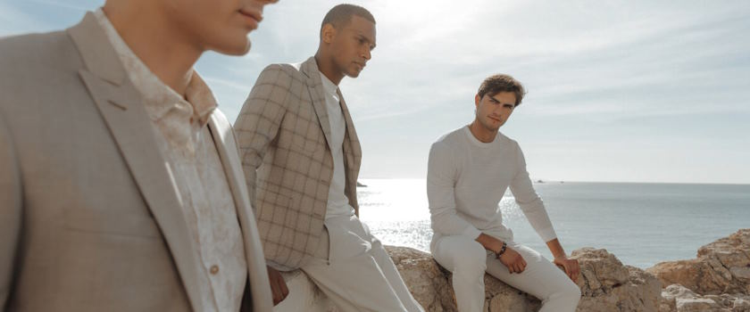 Why Do A Lot Of People Prefer Monochrome Fashion Looks?